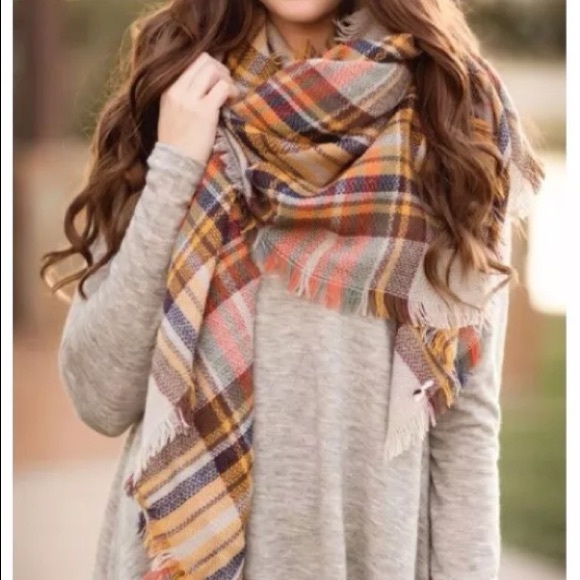 New Yellow Oversized Blanket Scarf - Picture 3 of 5